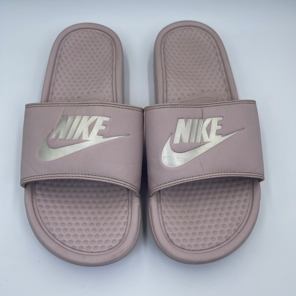 Nike Benassi JDI Slides Pink Metallic Logo Sandals Womens 10 Athletic Sandals